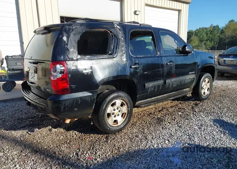 2011 Chevrolet Tahoe Ls z USA, uszkodzony, nr VIN 1GNSCAE02BR101920